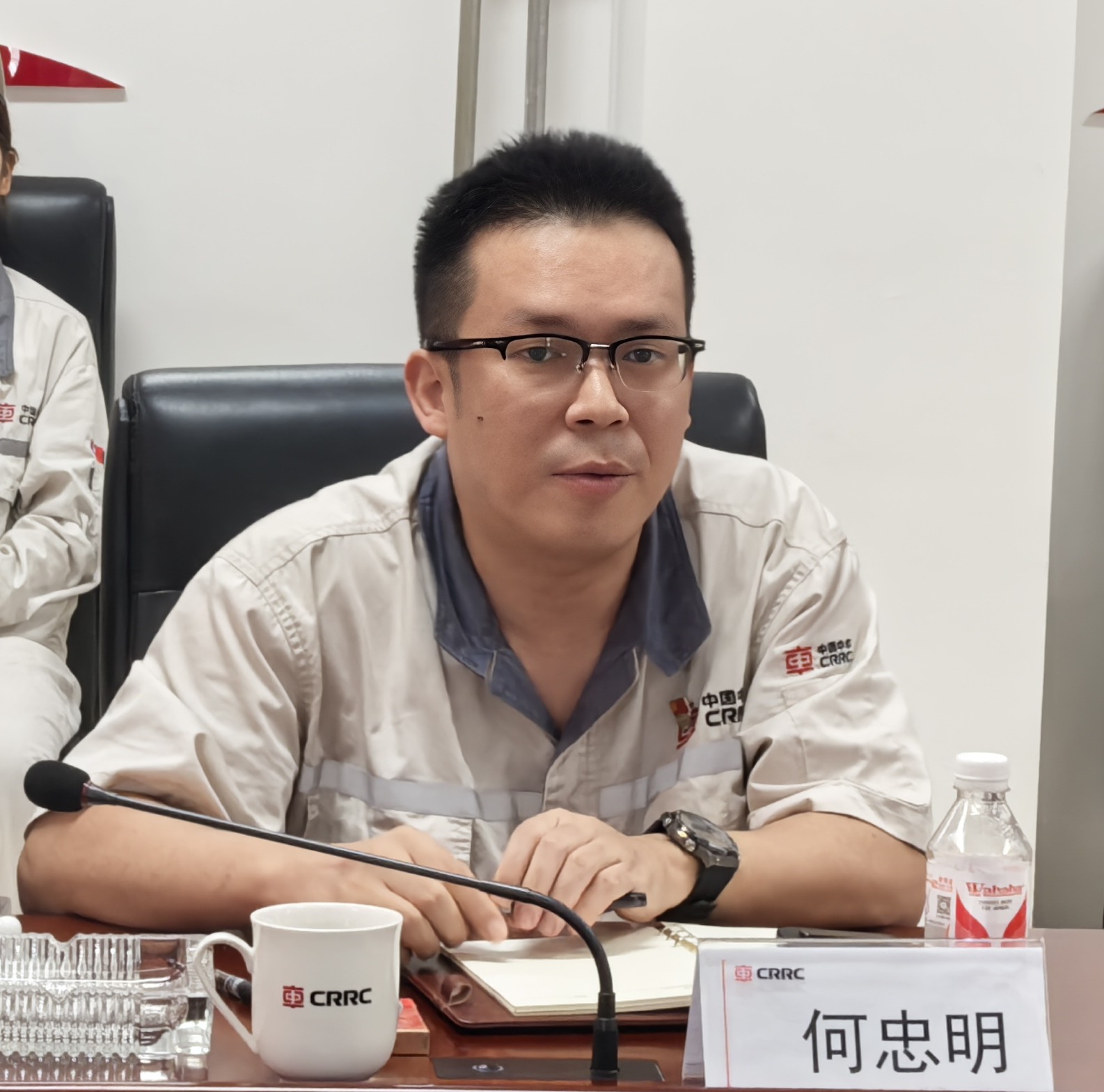 何忠明.jpg